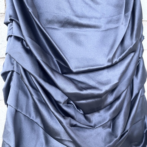 8 Express Silk Two Toned Ruched Sleeveless Peach Pink Gray Satin Mini‎ Dress - Picture 4 of 12